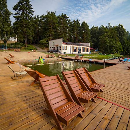 Zawiaty Na Kaszubach Domki Nad Jeziorem Czarna Dabrowka Buitenkant foto